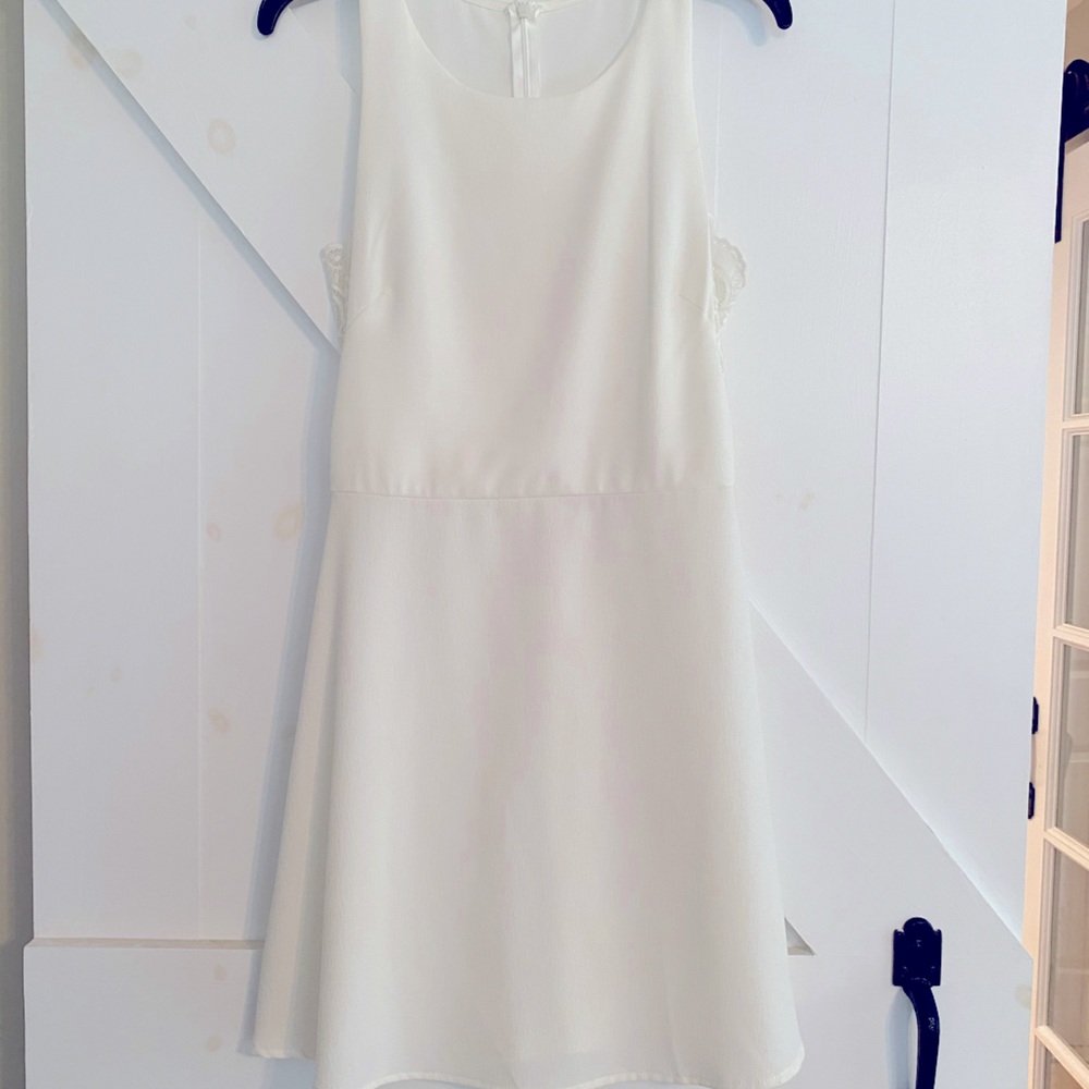 White party shower dress😍